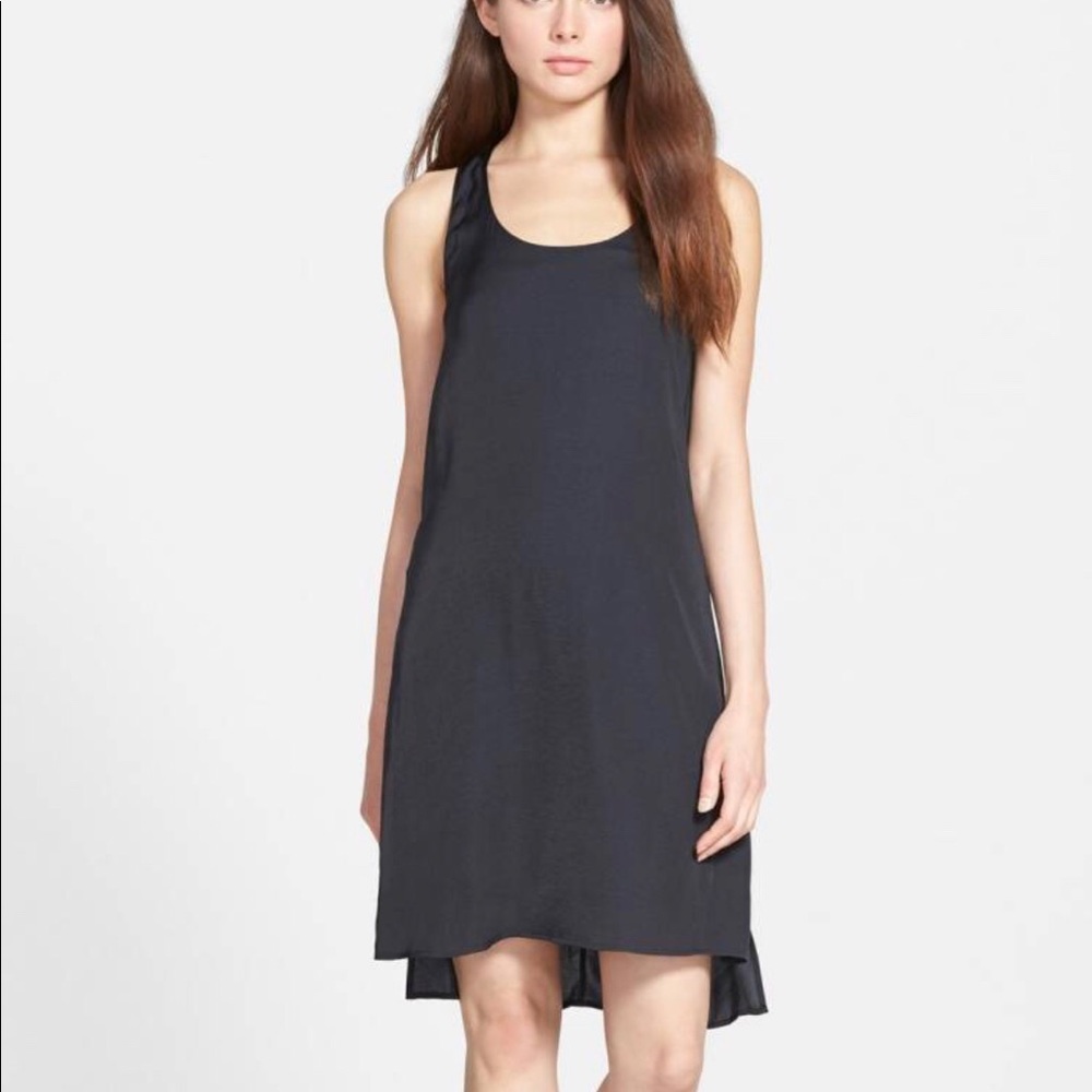Trouve’ Twist Back Dress